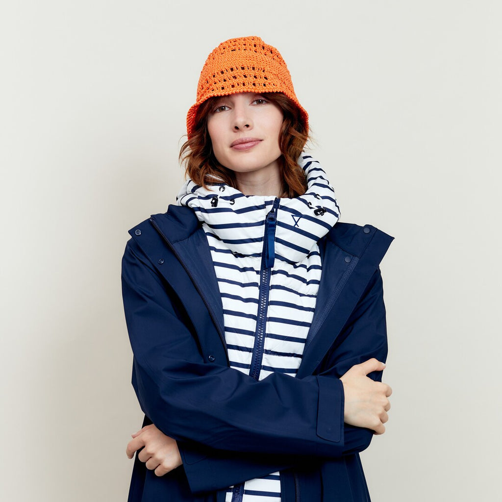 Removable hood Fudoon with navy blue and white stripes